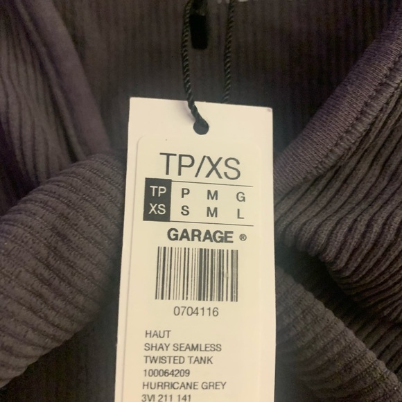 garage twist top - Picture 2 of 2